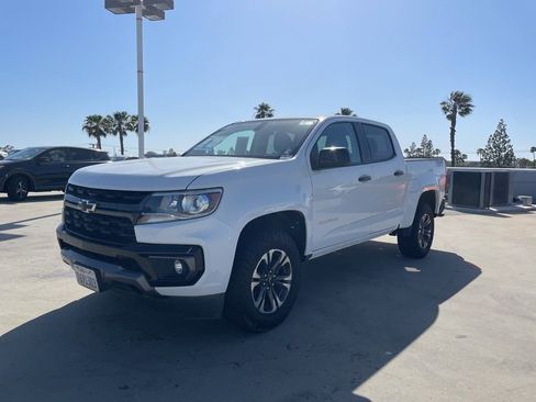 Used 2021 Chevrolet Colorado Z71 AWD/4WD image 5