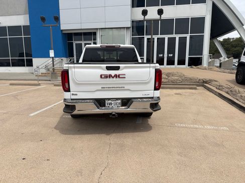 Used 2021 GMC Sierra 1500 SLT RWD image 3