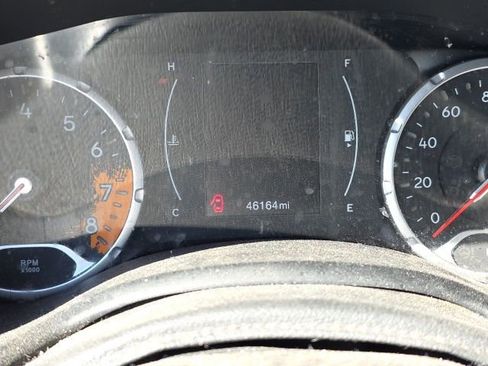 Used 2017 Jeep Renegade Latitude w/ Cold Weather Group image 20