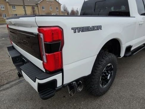 New 2026 Ford F350 Platinum w/ Tremor Off-Road Package AWD/4WD image 14
