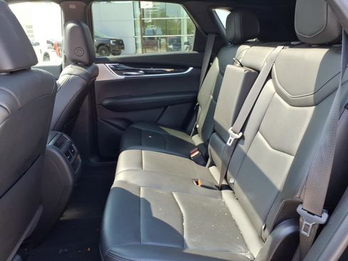 Used 2023 Cadillac XT5 Premium Luxury image 15