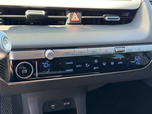 Used 2024 Hyundai Ioniq 5 SEL RWD image 26