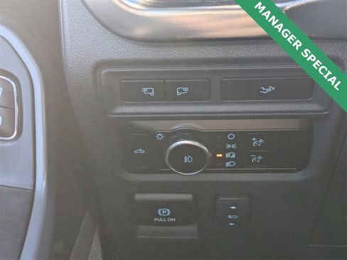 Used 2023 Ford F150 Lariat image 31