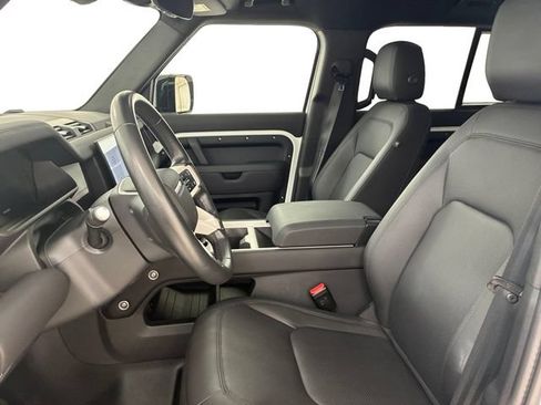 Used 2025 Land Rover Defender 110 S AWD/4WD image 12