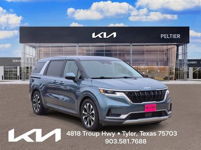 Certified 2024 Kia Carnival EX
