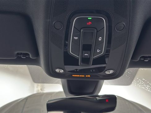 Used 2023 Audi A5 2.0T Premium image 11