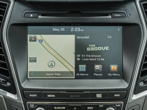 Used 2017 Hyundai Santa Fe Limited FWD image 25