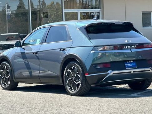 Certified 2024 Hyundai Ioniq 5 SEL RWD image 8