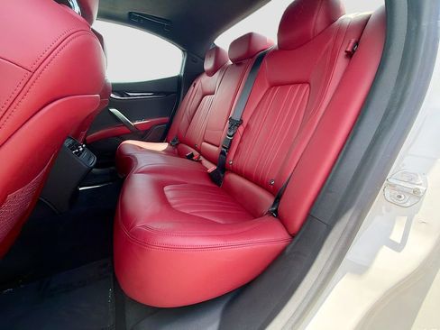 Used 2016 Maserati Ghibli S Q4 AWD/4WD image 20