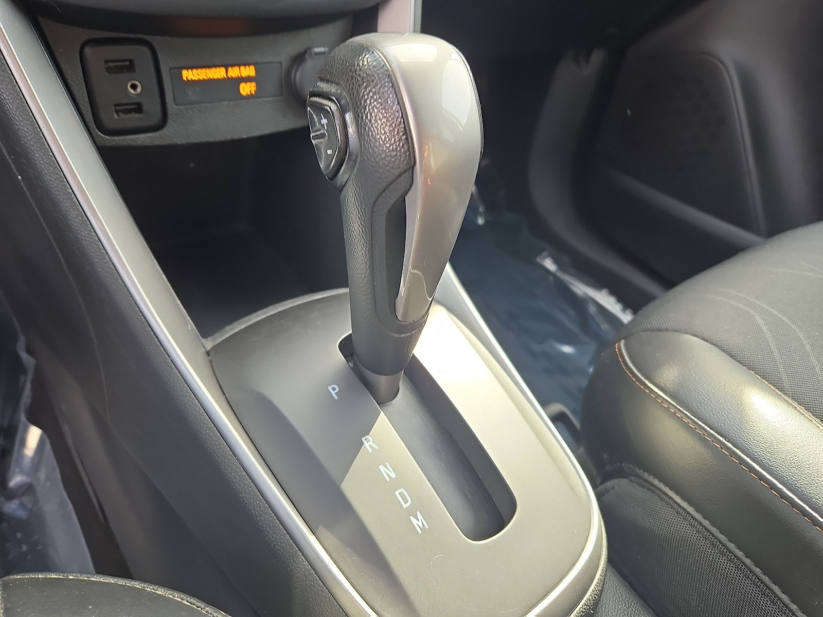 Used 2022 Chevrolet Trax LT w/ LT Convenience Package AWD/4WD image 14