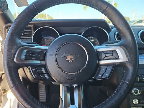 Used 2020 Ford Mustang Coupe image 17