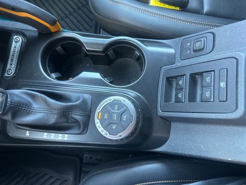 Used 2022 Ford Bronco Badlands w/ Sasquatch Package image 31