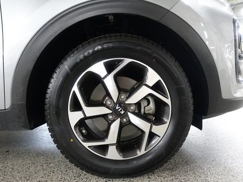 Used 2022 Kia Sportage LX FWD image 25