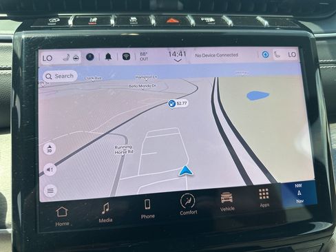 Used 2024 Jeep Grand Cherokee Limited image 54