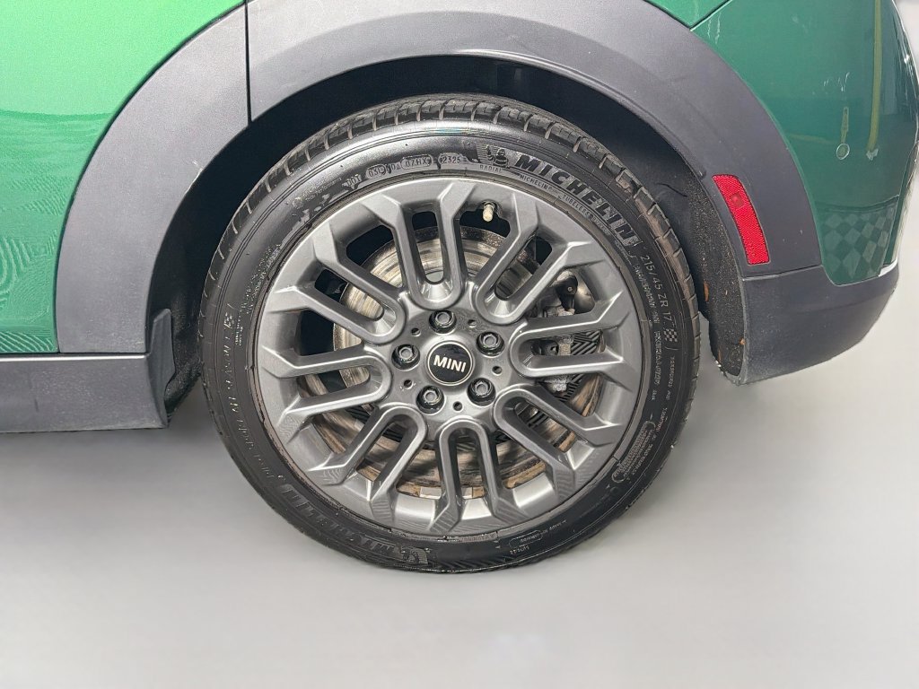 Used 2025 MINI Cooper S FWD image 28
