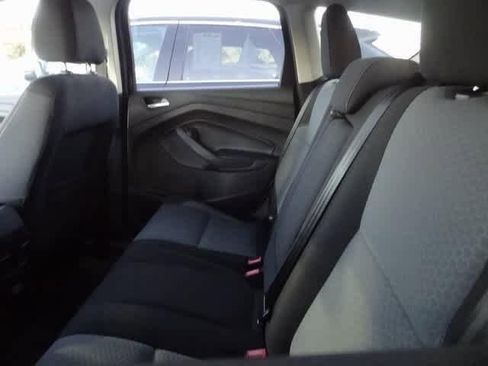 Used 2017 Ford Escape SE AWD/4WD image 9