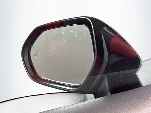 Used 2020 Toyota Camry XSE image 16