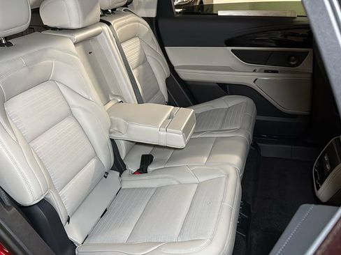 New 2026 Lincoln Nautilus Reserve w/ Jet Appearance Package image 12