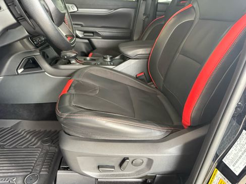 Certified 2025 Ford Ranger Raptor AWD/4WD image 4