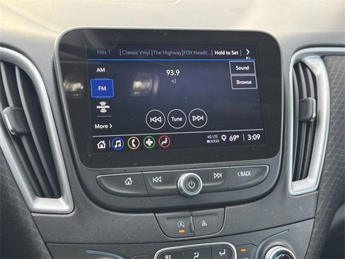 Used 2023 Chevrolet Malibu LT image 13