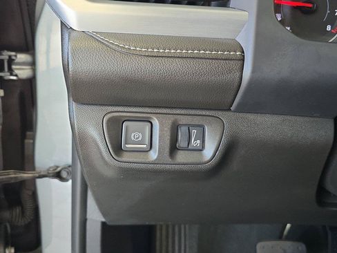 Used 2023 GMC Acadia SLE w/ Driver Convenience Package AWD/4WD image 26