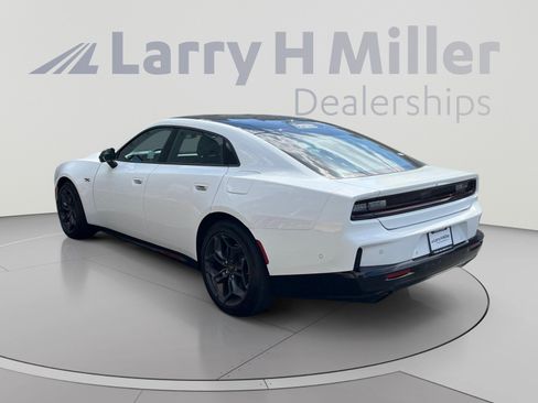 New 2026 Dodge Charger R/T AWD/4WD image 3