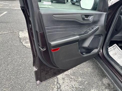 Used 2023 Ford Escape Active image 10