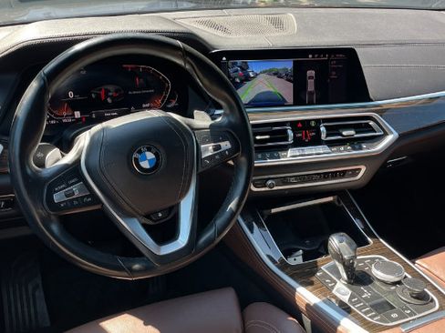 Used 2020 BMW X5 xDrive40i w/ Premium Package AWD/4WD image 4