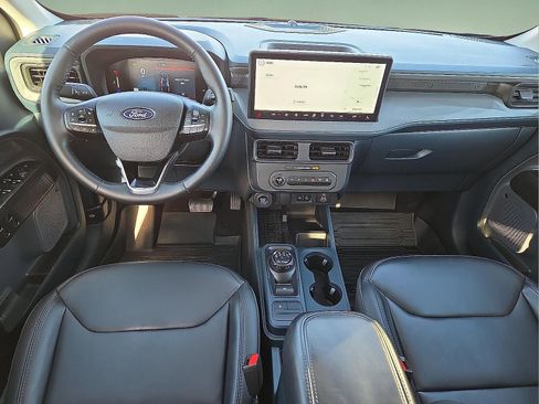 Used 2025 Ford Maverick Lariat w/ Black Appearance Package image 11