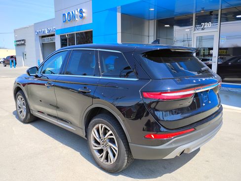 Used 2023 Lincoln Corsair AWD w/ Equipment Group 101A image 2