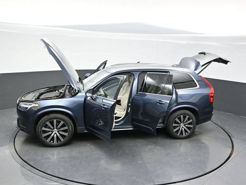 Used 2023 Volvo XC90 B5 Core w/ Protection Package Premier AWD/4WD image 42