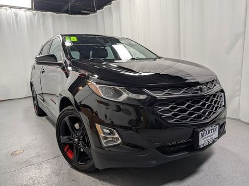 Used 2018 Chevrolet Equinox LT w/ Redline Edition AWD/4WD image 2