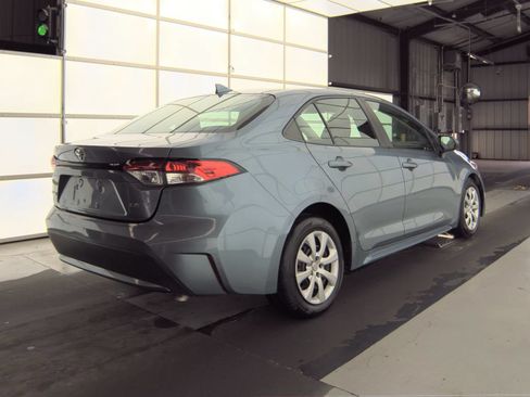 Used 2024 Toyota Corolla LE FWD image 4