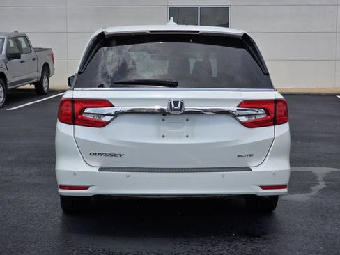 Used 2019 Honda Odyssey Elite image 3