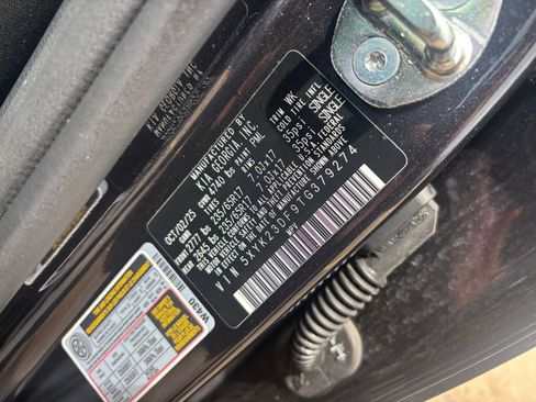 Used 2026 Kia Sportage LX FWD image 28
