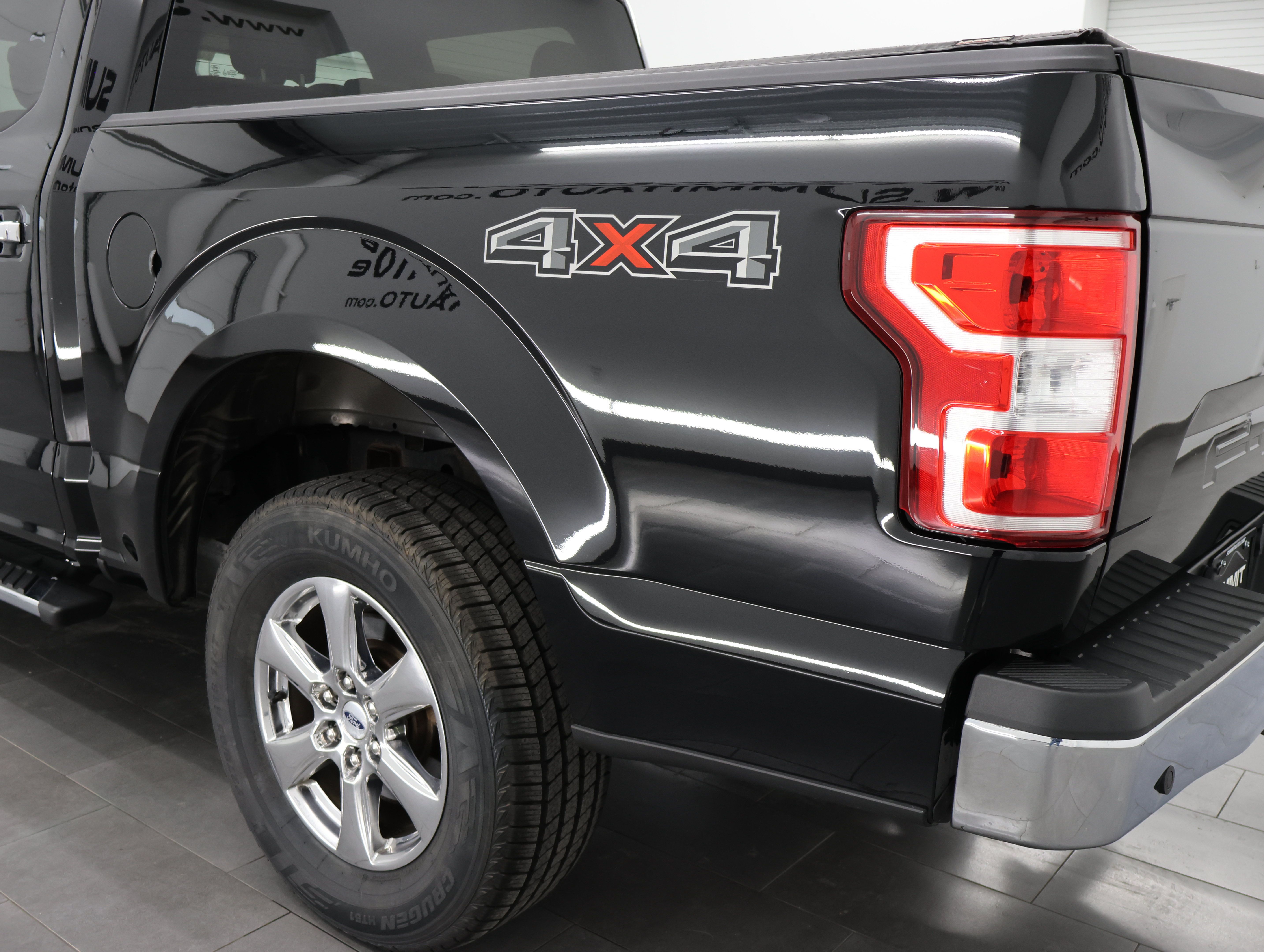 Used 2018 Ford F150 XLT w/ Equipment Group 302A Luxury AWD/4WD image 28