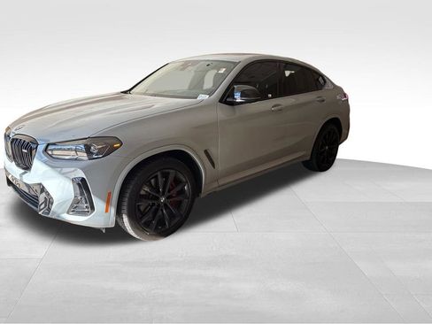 Used 2023 BMW X4 M40i w/ Premium Package image 8