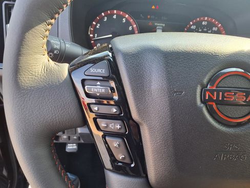 New 2026 Nissan Frontier PRO-4X w/ Tow Package AWD/4WD image 30