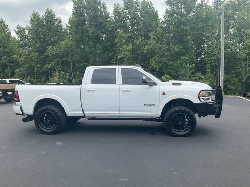 Used 2020 RAM 3500 Laramie AWD/4WD image 4