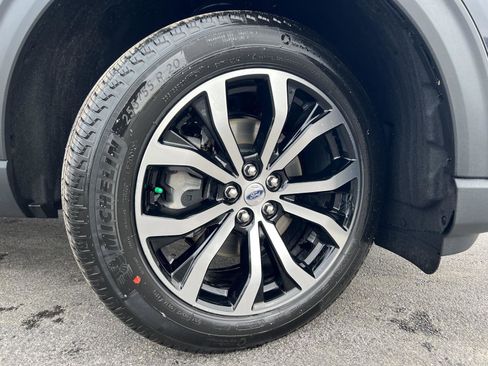 New 2026 Ford Explorer ST-Line image 2