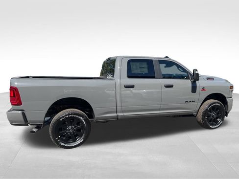 New 2026 RAM 2500 Big Horn AWD/4WD image 7