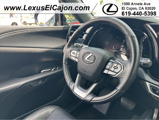 Used 2025 Lexus RX 350 Premium w/ Accessory Package (Z1) FWD image 14