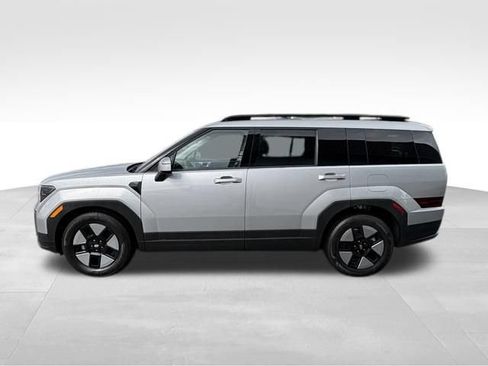 Used 2025 Hyundai Santa Fe SEL FWD image 12