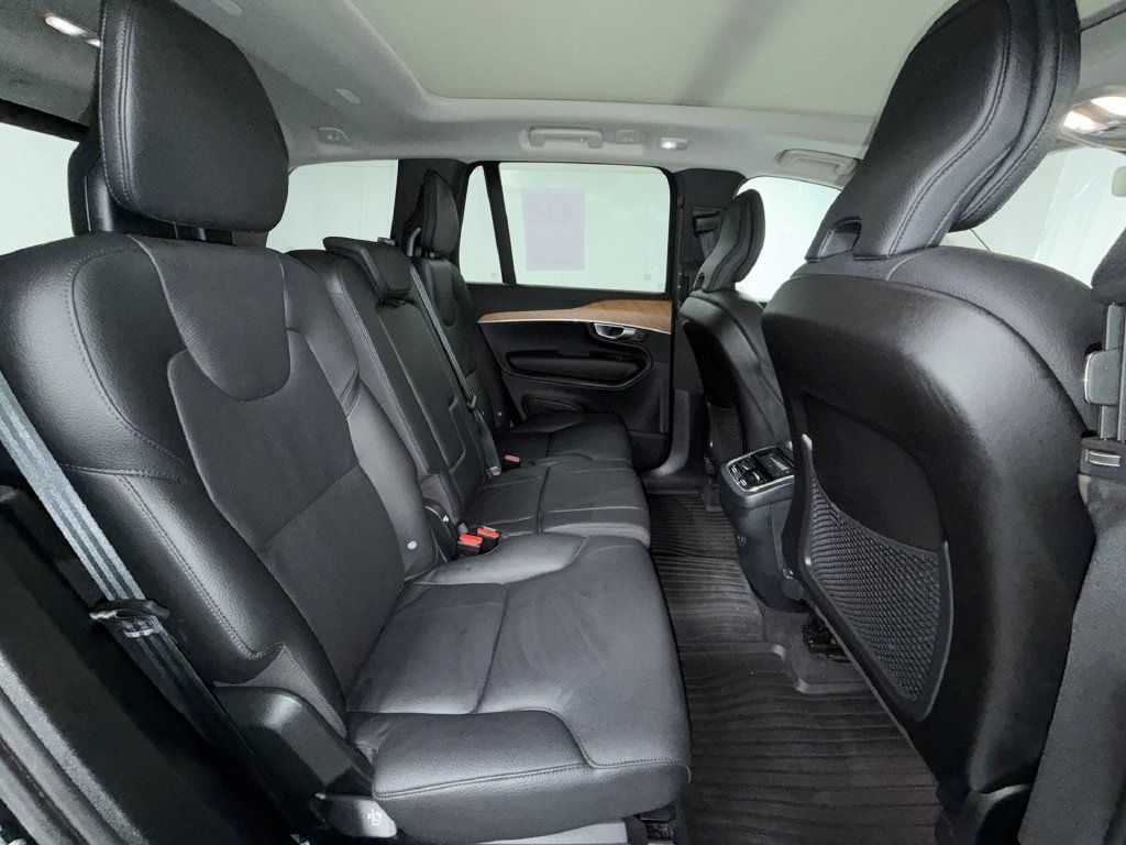 Used 2024 Volvo XC90 B6 Plus AWD/4WD image 17