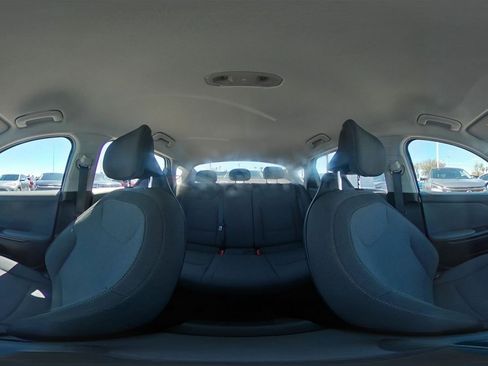 Used 2025 Kia K4 FWD image 41