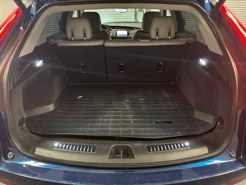 Used 2019 Cadillac XT4 Premium Luxury FWD image 24