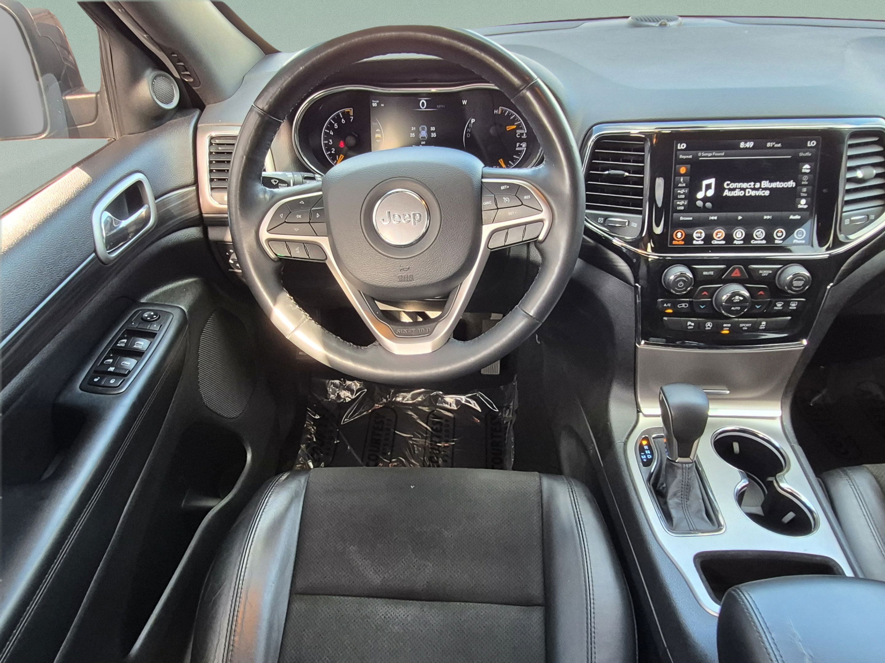 Used 2019 Jeep Grand Cherokee Altitude RWD image 13
