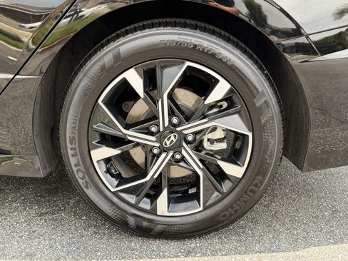 Used 2025 Hyundai Sonata SEL FWD image 11
