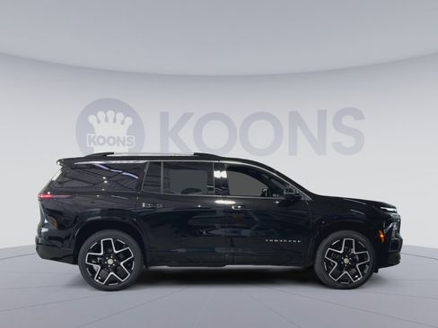 New 2026 Chevrolet Traverse High Country FWD image 12