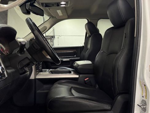 Used 2017 RAM 3500 Laramie image 3